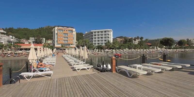 Cettia Beach Resort Hotel +16