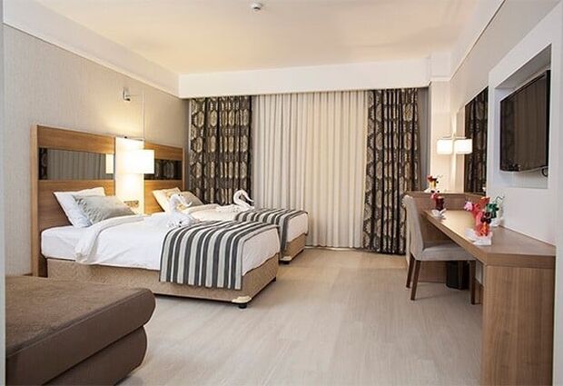 Cherry Garden City Spa Hotel