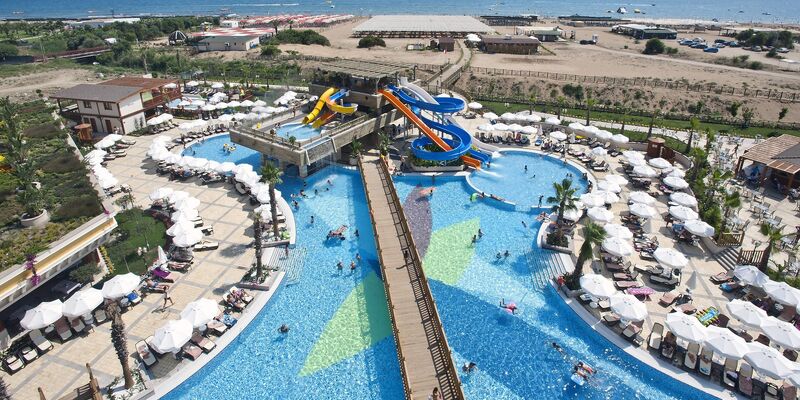 Crystal Palace Luxury Resort & Spa