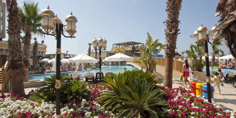 Crystal Palace Luxury Resort & Spa