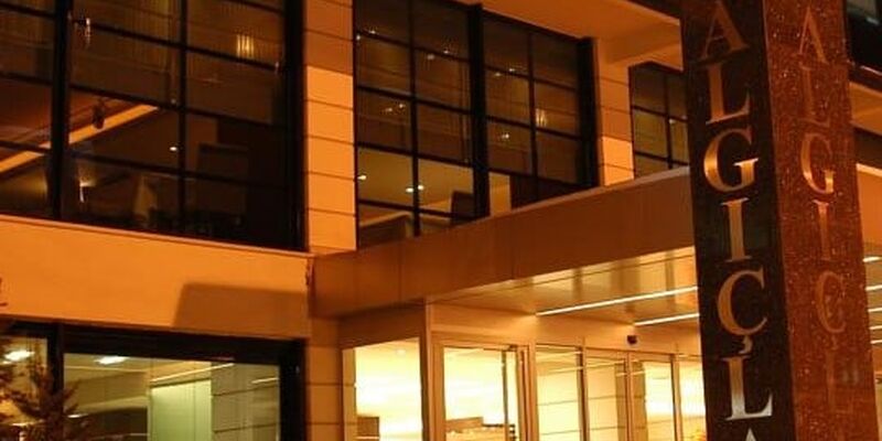 Dalgıçlar Hotel