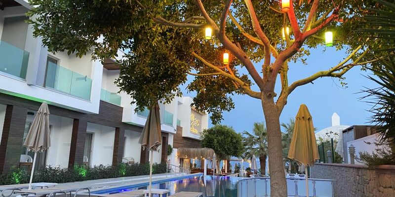 Zest Exclusive Hotel