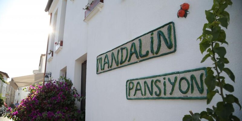 Mandalin Pansiyon Sığacık