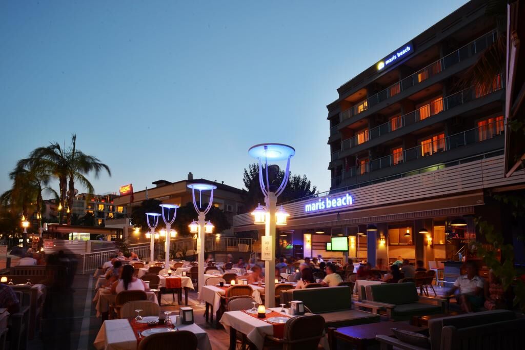 Maris Beach Hotel
