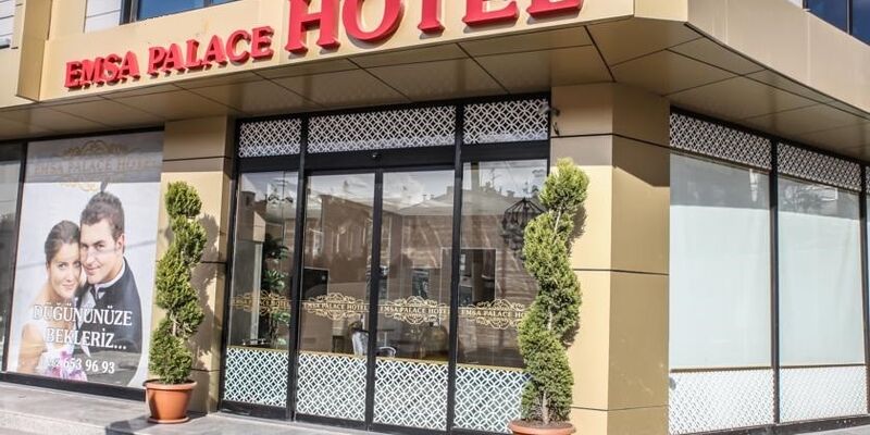 Emsa Palace Hotel