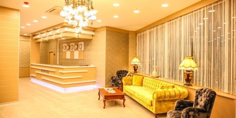 Emsa Palace Hotel