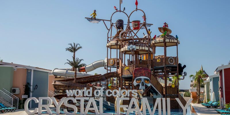 Crystal Club World Of Colours
