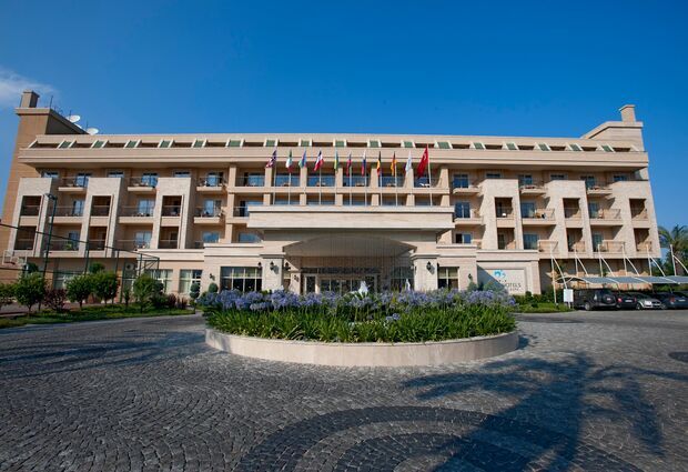 Crystal De Luxe Resort & Spa