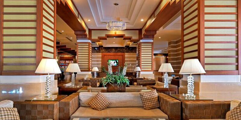 Crystal De Luxe Resort & Spa