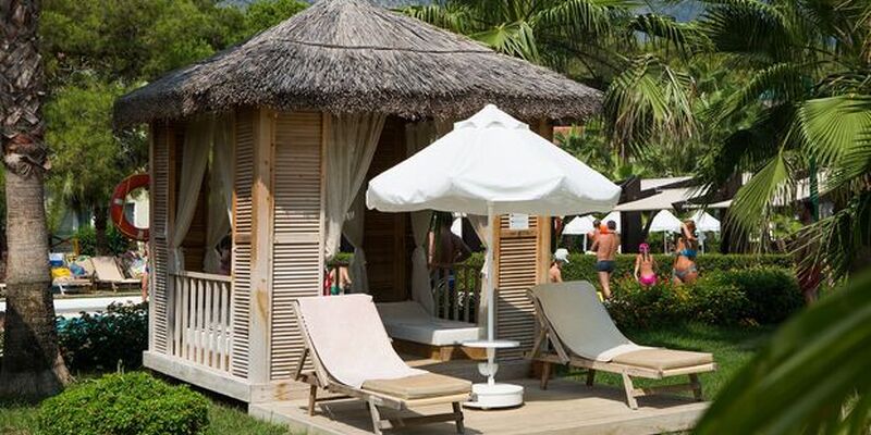 Crystal Flora Beach Resort