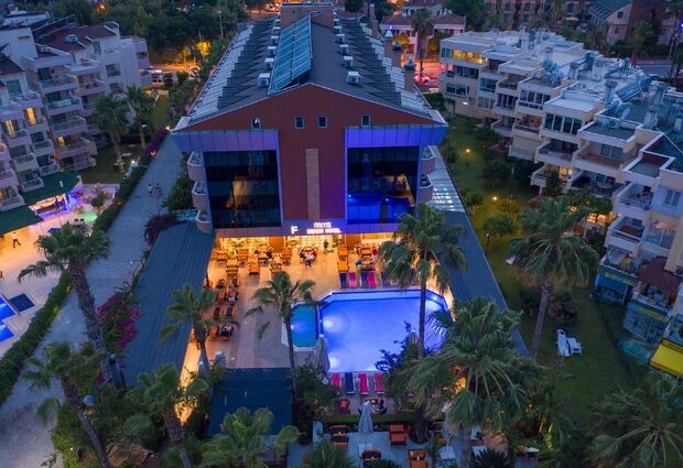 Fame Beach Hotel