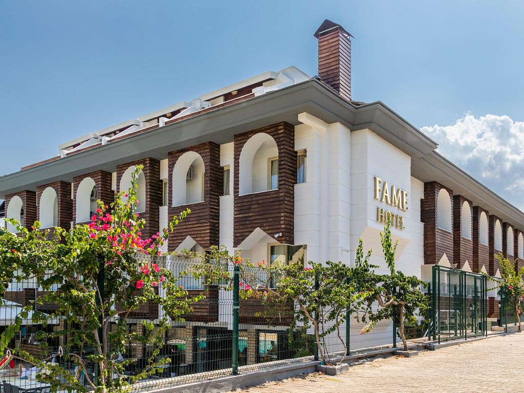 Fame Hotel