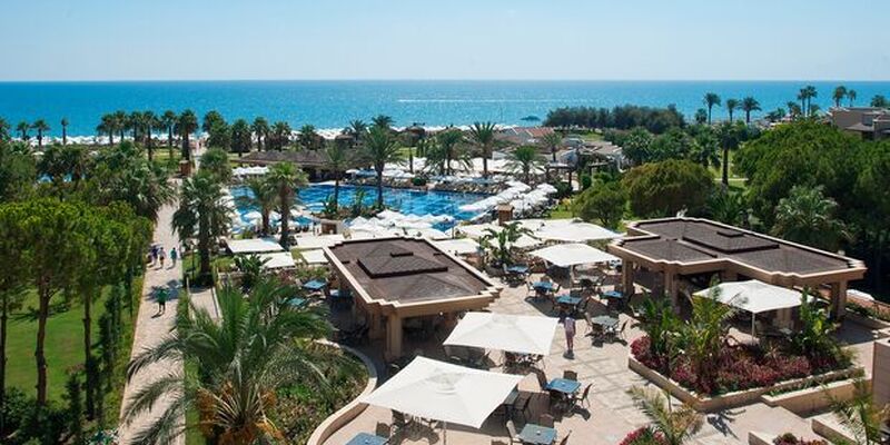Crystal Tat Beach Golf Resort & Spa