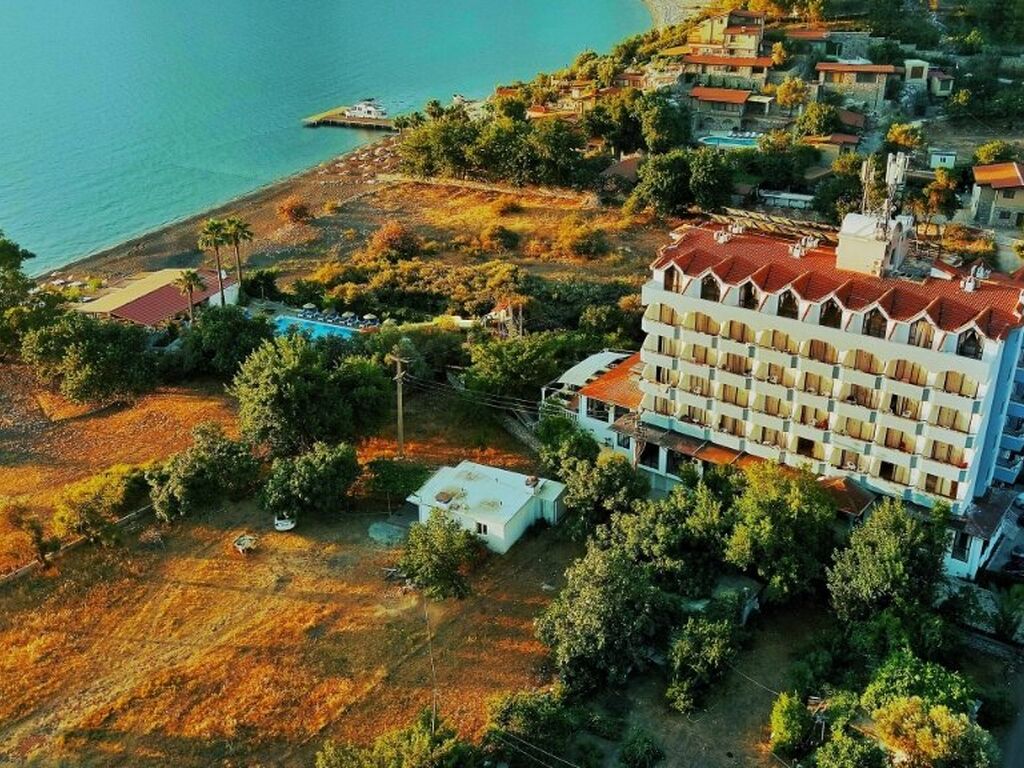 Verano Beach Hotel