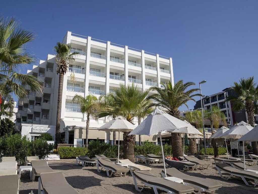 The Beachfront Hotel (+16)