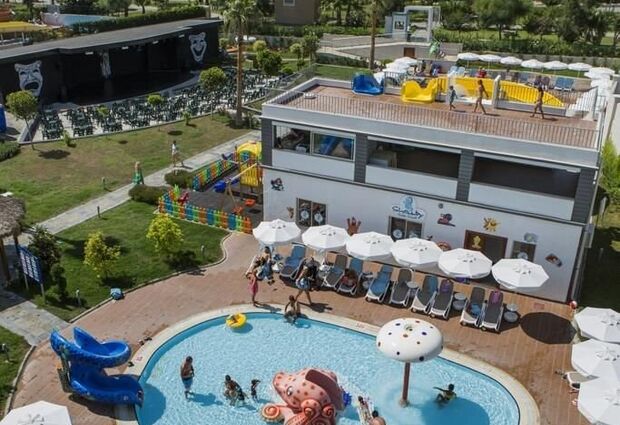 Seashell Resort & Spa Hotel