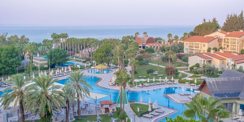 Arum Barut Collection
