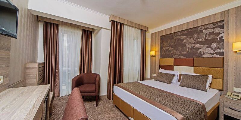Pera Arya Hotel