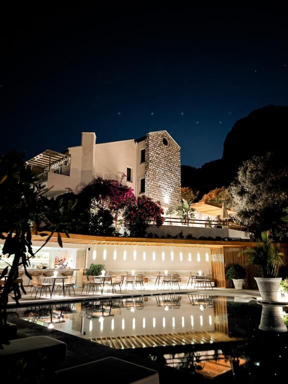 Pilos Suites