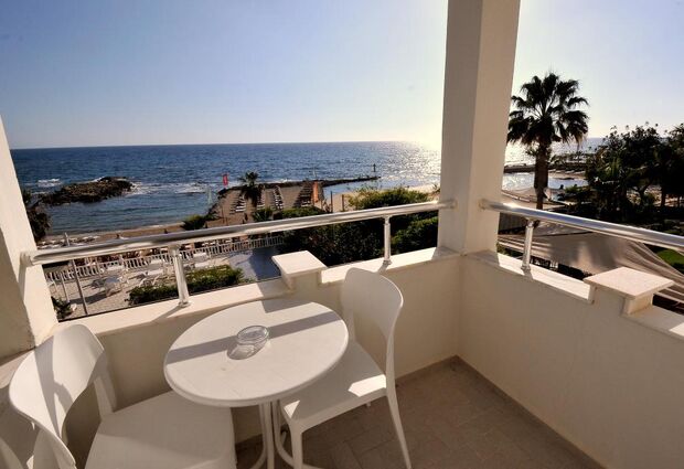 Ramira Beach Hotel