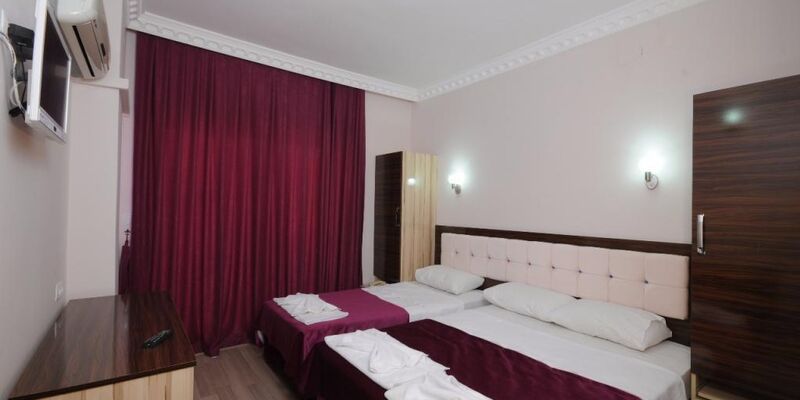 Rosy Hotel