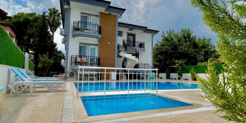 Rox Apart Hotel