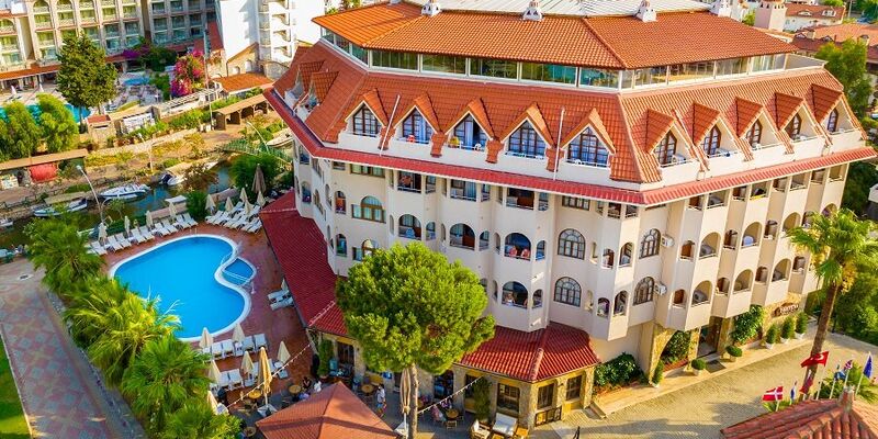 Fortuna Beach Hotel