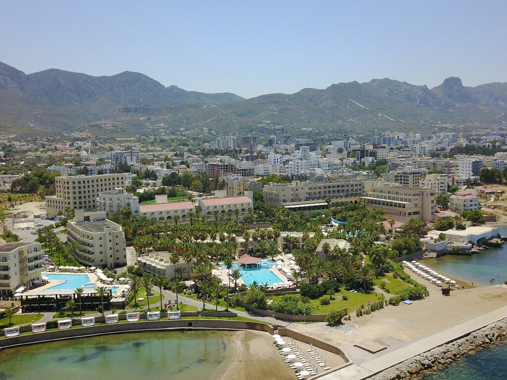 Oscar Resort Hotel