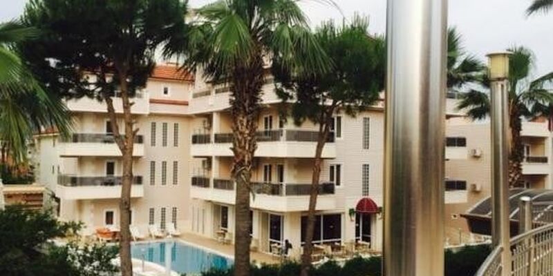 Golden Star Hotel