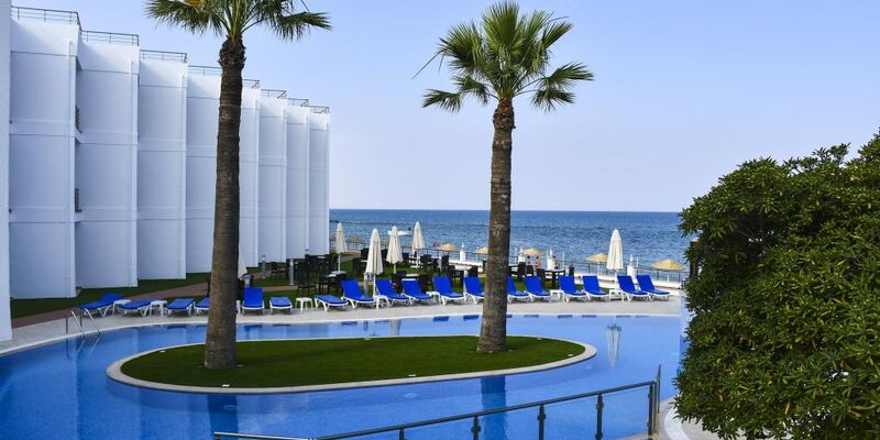 Mimoza Beach Hotel