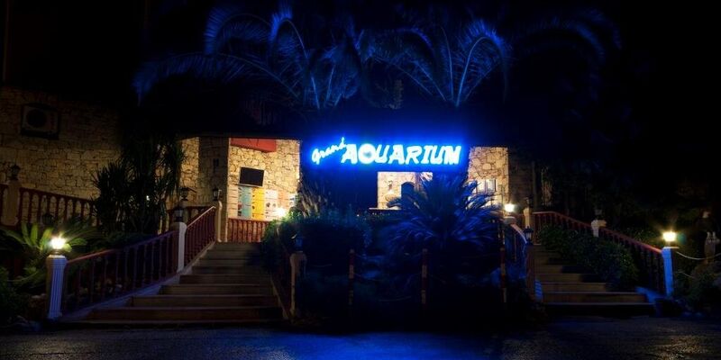 Grand Aquarium Hotel