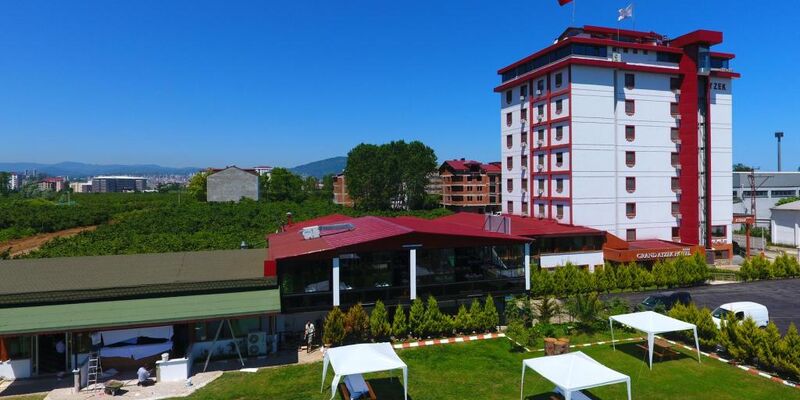 Grand Ayzek Hotel