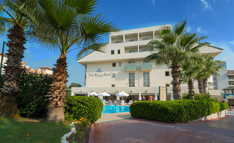 Side Breeze Hotel