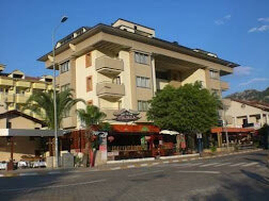 Green Mar Hotel