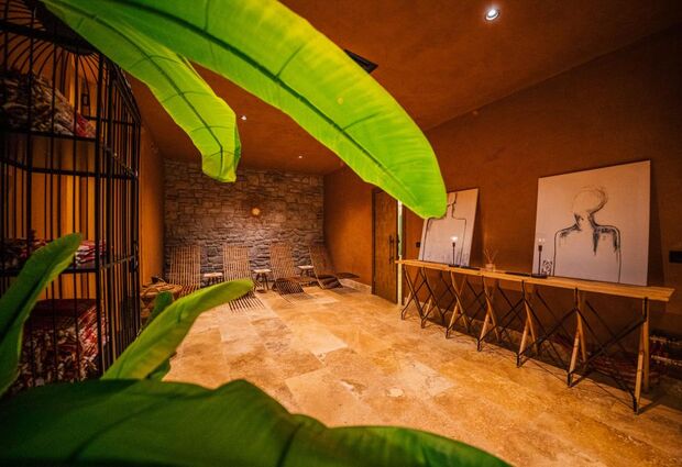 The Remote Hotel