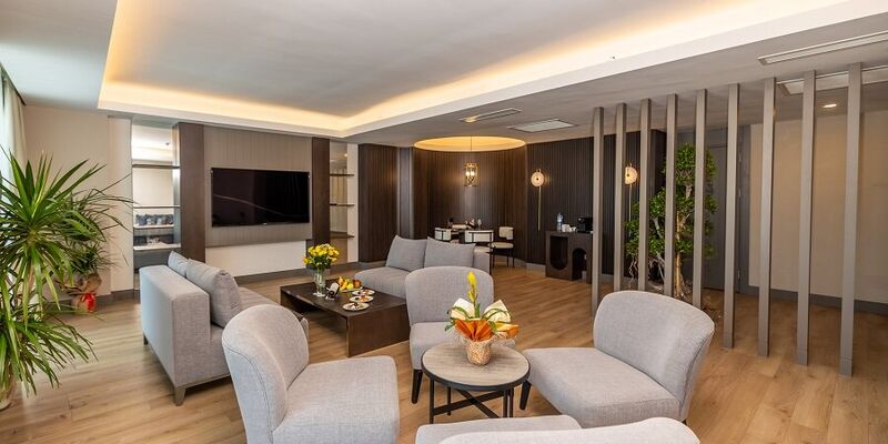 The X Belek