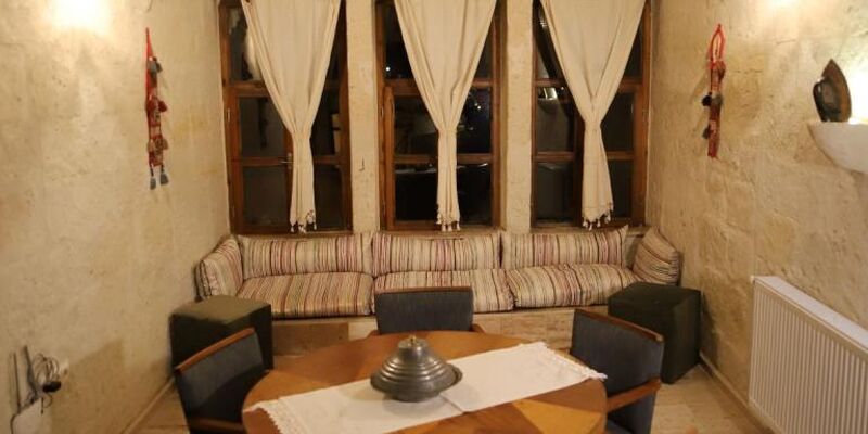 Heritage Cave Suites