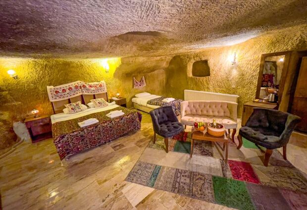 Heritage Cave Suites