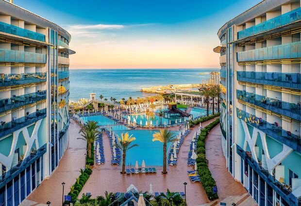 Vikingen Infinity Resort & Spa