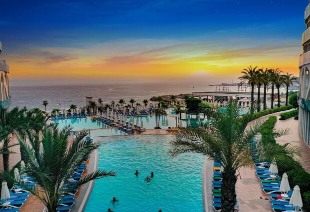Vikingen Infinity Resort & Spa