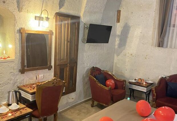 Zuwinasa House