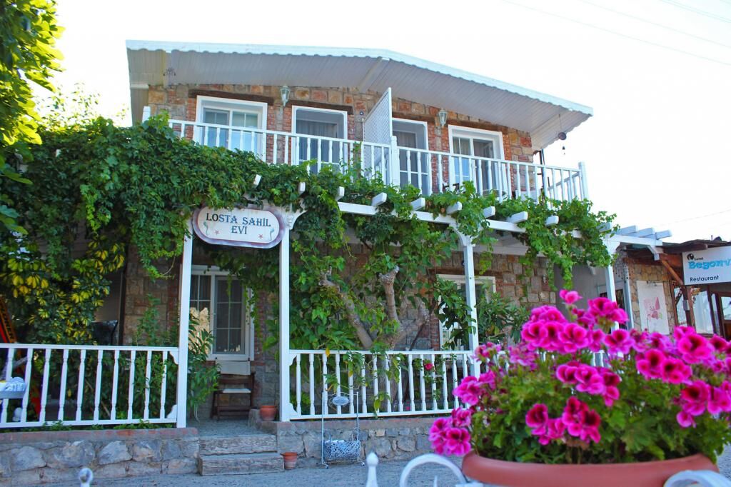 Losta Sahil Evi 2