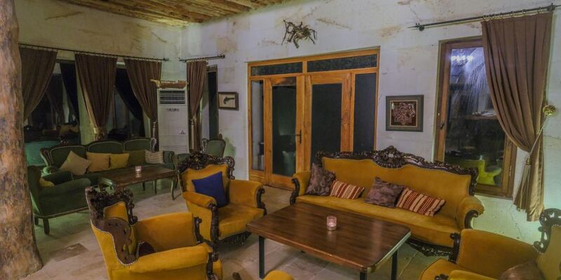 Kalsedon Cave Suites