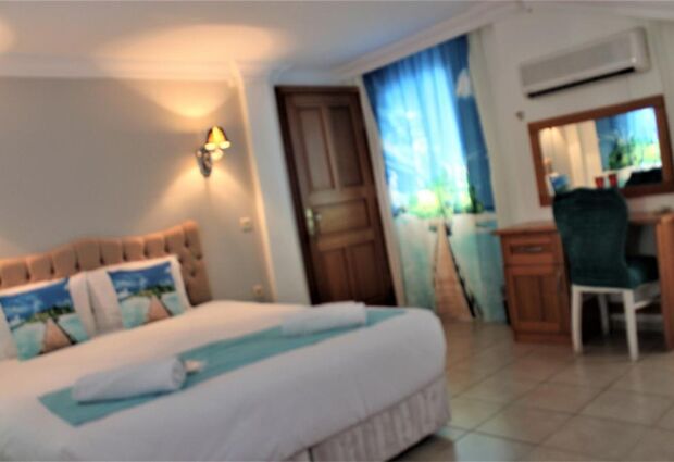 Kuluhana Hotel & Villas