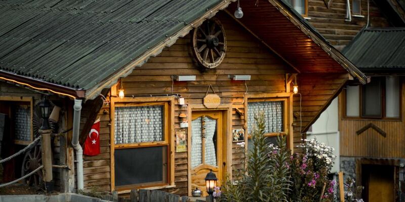 Abant Zümrüt Dağ Evi Butik Otel