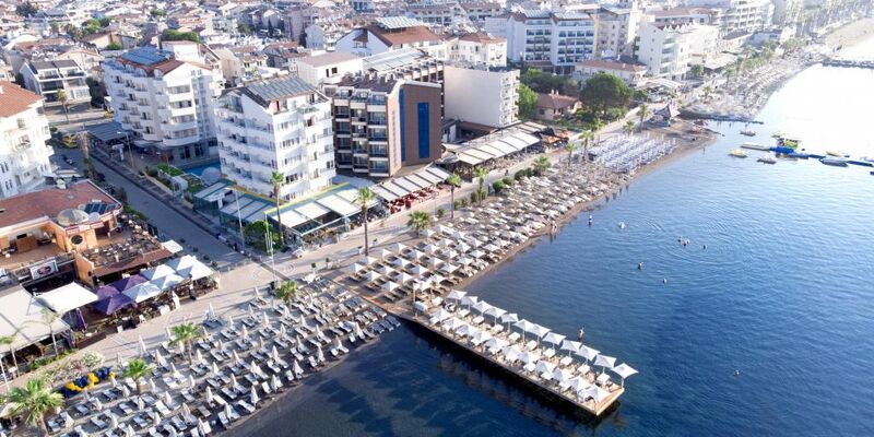 Honeymoon Beach Hotel