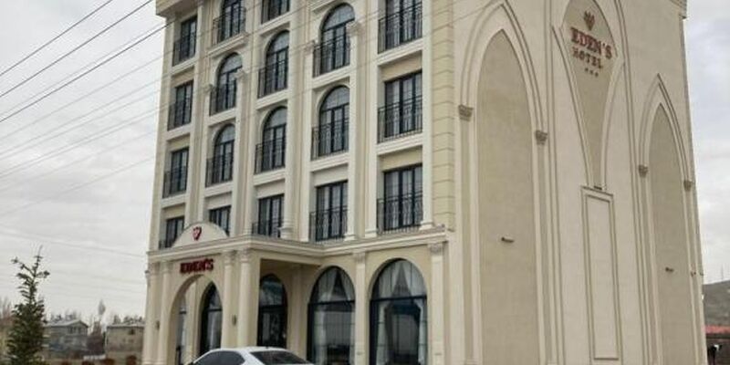 Eden's Hotel