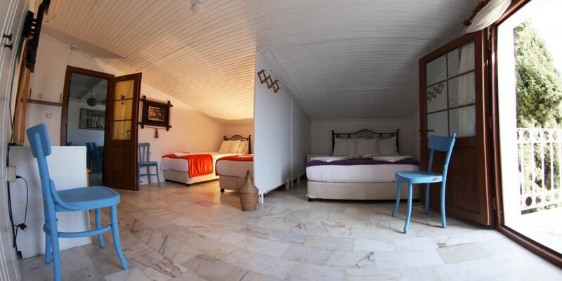 Antik Motel Alaçatı