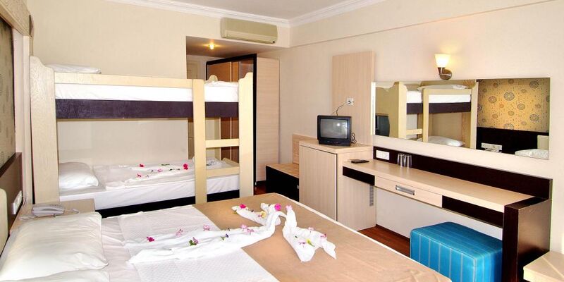 Aperion Beach Hotel