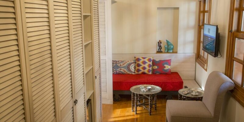 Char Me Boutique Hotel